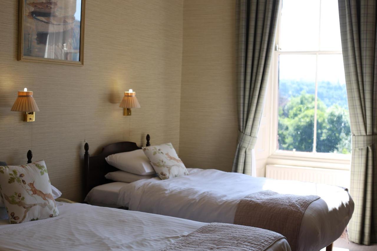 Pitlochry Dundarach Hotel 객실 사진