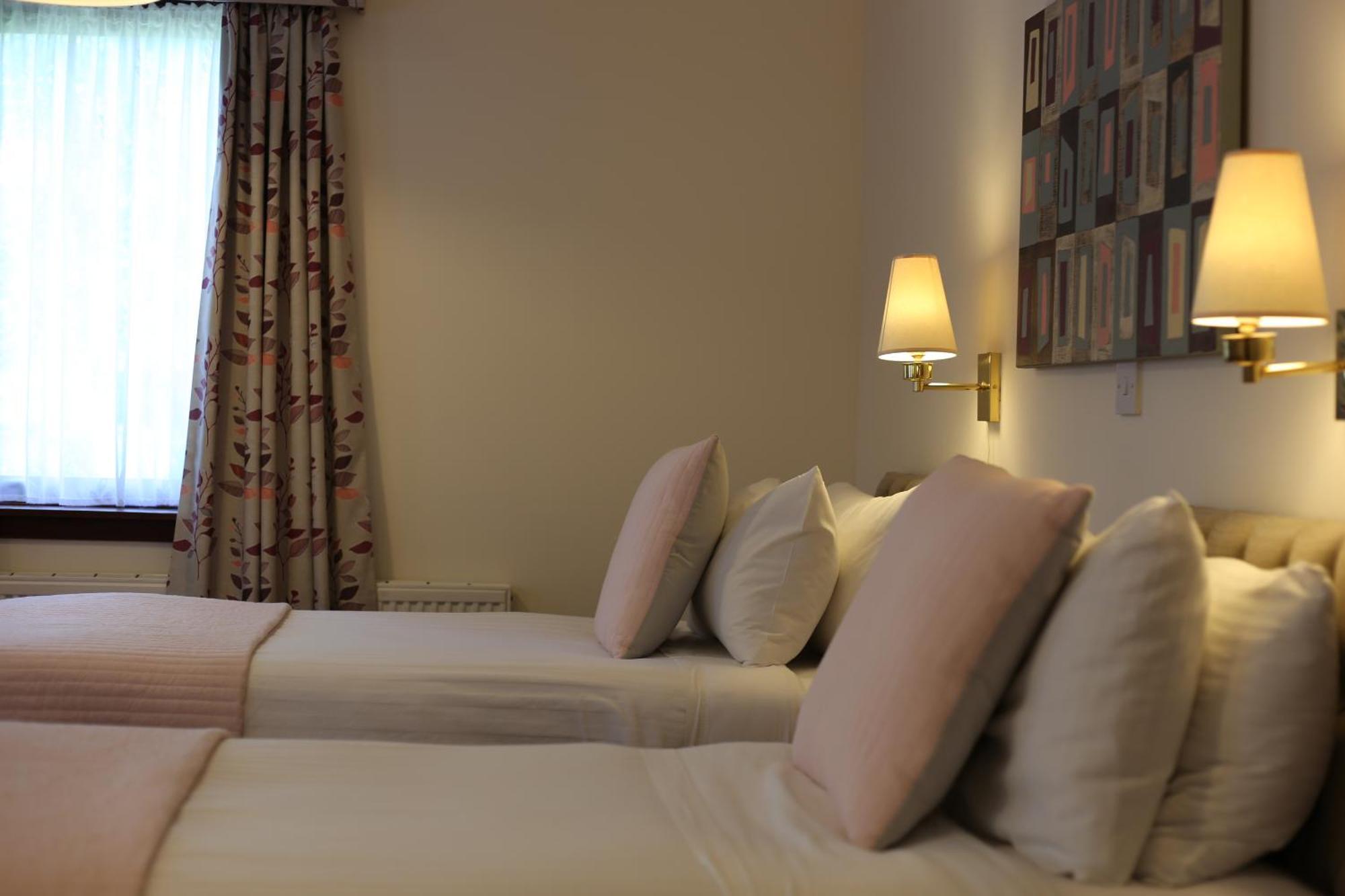 Pitlochry Dundarach Hotel 객실 사진