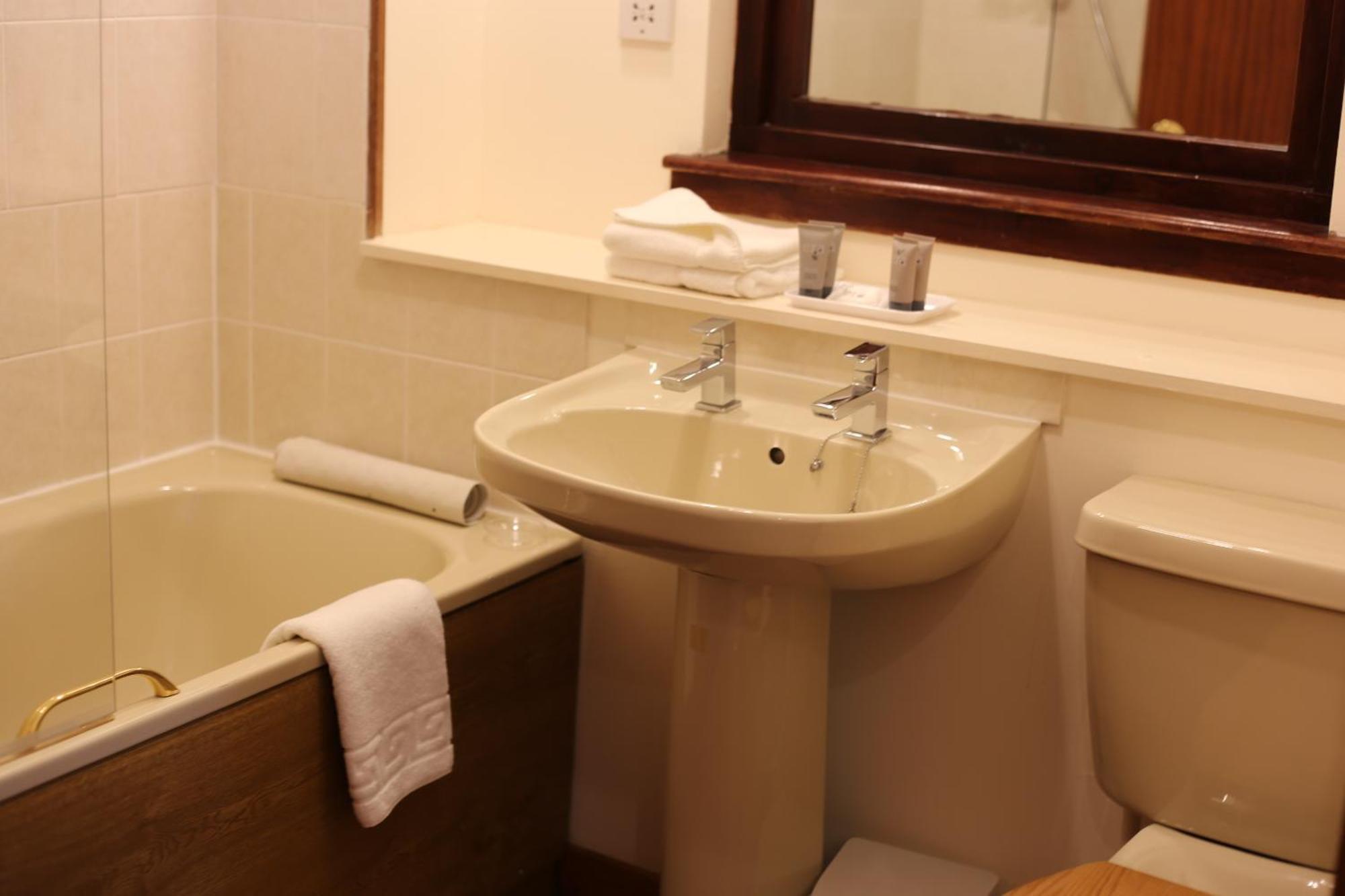 Pitlochry Dundarach Hotel 객실 사진