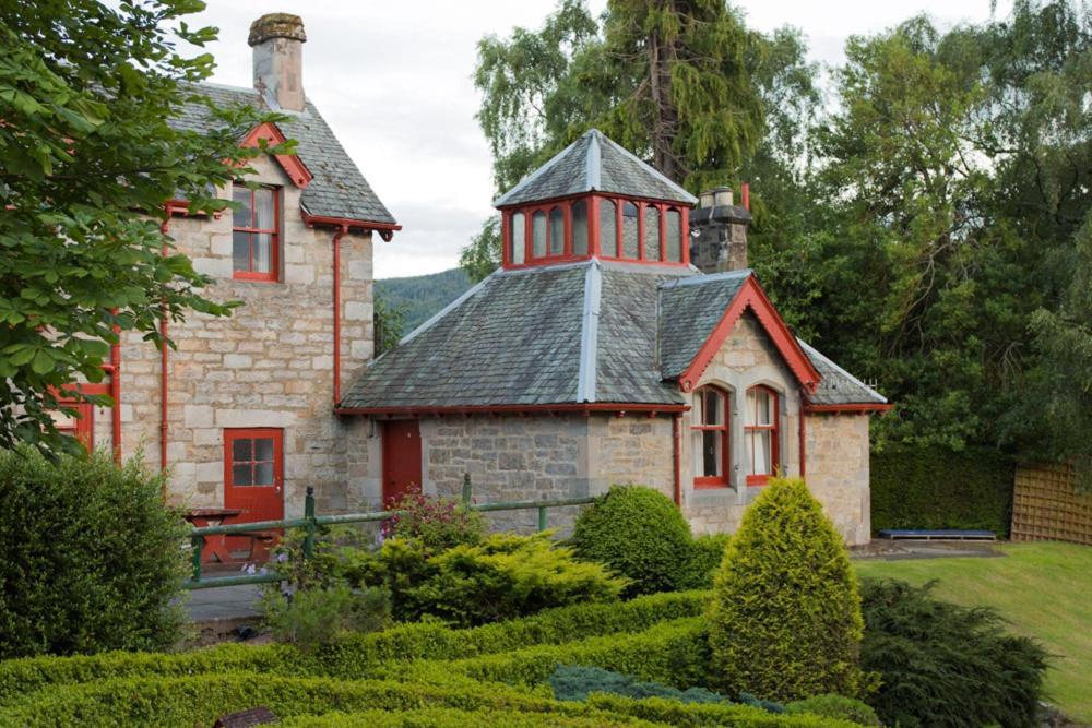 Pitlochry Dundarach Hotel 외부 사진